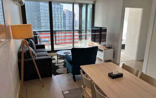 Winston Apartments Docklands – Guest Rooms – Melbourne