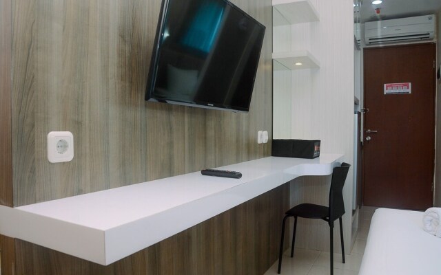 Comfy And Best Deal Studio Room Tifolia Apartment By Travelio