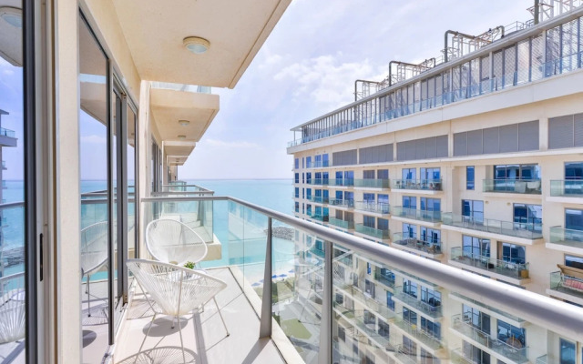 Luxury Beachfront Marjan Island