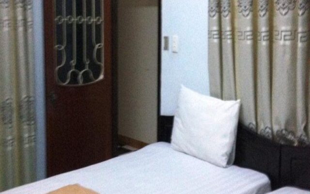 Long Phu Hotel