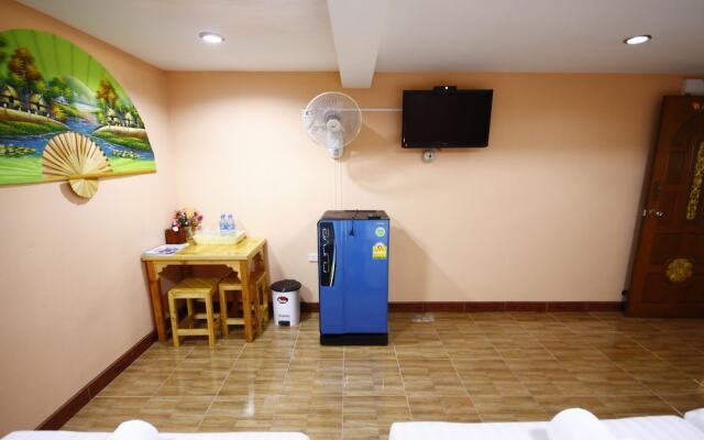 Ban Suan Mee Sakul Resort