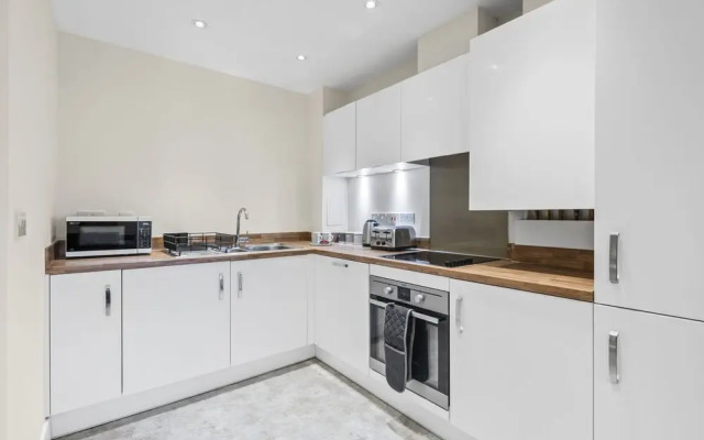 Sapphire Serviced Apartment