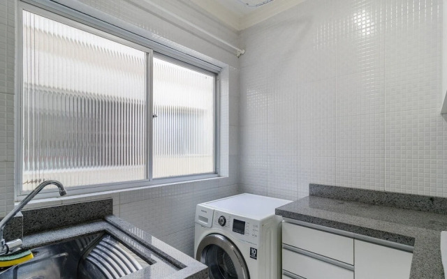 Complete apt w Privileged Location Floripa Csu0402