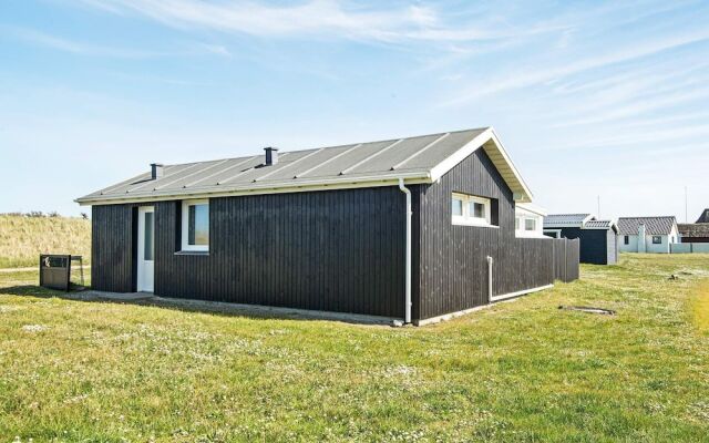 Cosy Holiday Home in Ulfborg Near Beach