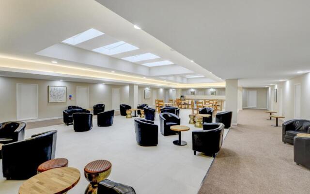 OYO Plymouth Central Hotel