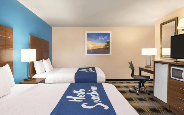 Days Inn by Wyndham Middletown/Newport Area