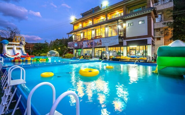 Gapyeong Saeyeon Caravan - Glamping