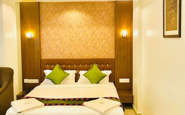 Regalia Inn & Suites