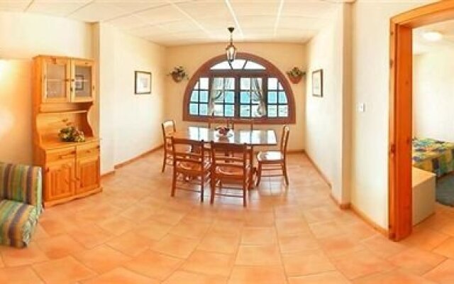 Mediterranea Hotel & Suites