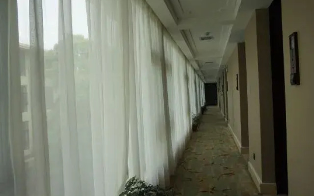 Nanhu Hotel