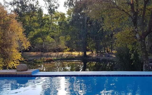 River Rock Guesthouse