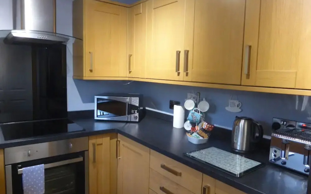 Hazel Lodge 26 with Hot Tub, Newton Stewart