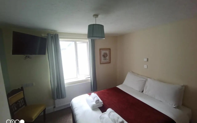 Brampton Court Hotel