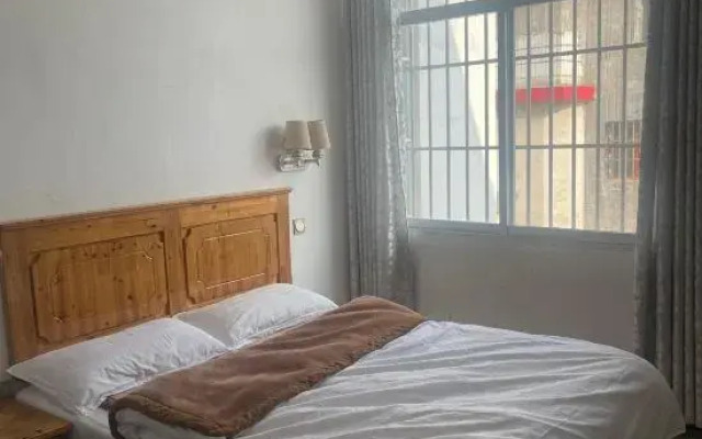 Guangnan Dongyi Hotel
