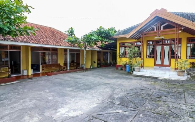 NIDA Rooms Giri Kondang 11 at Hotel Wijaya 2