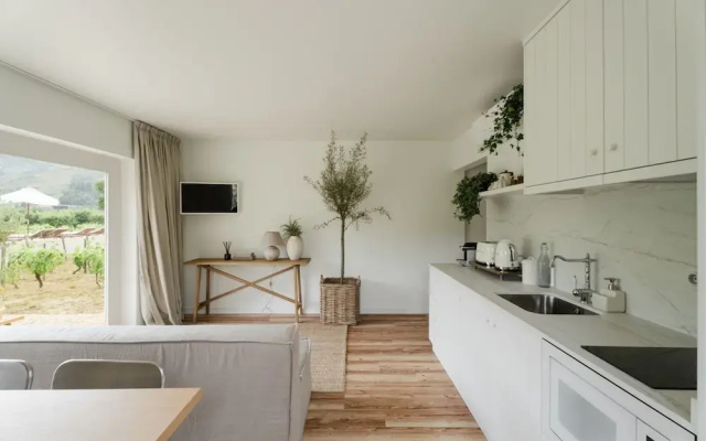 Imago Houses 2 - by MET