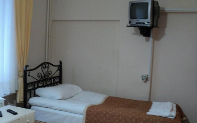 Yavuz Hotel
