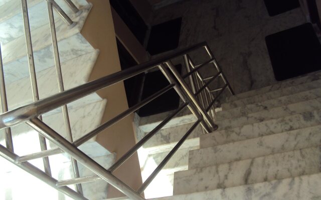 Hotel Himalayan Spire