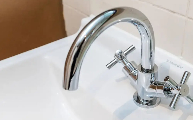 Stunning City Center 2 Bedroom Apartment I Parking