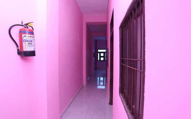 SPOT ON 41214 Om Shiv Palace