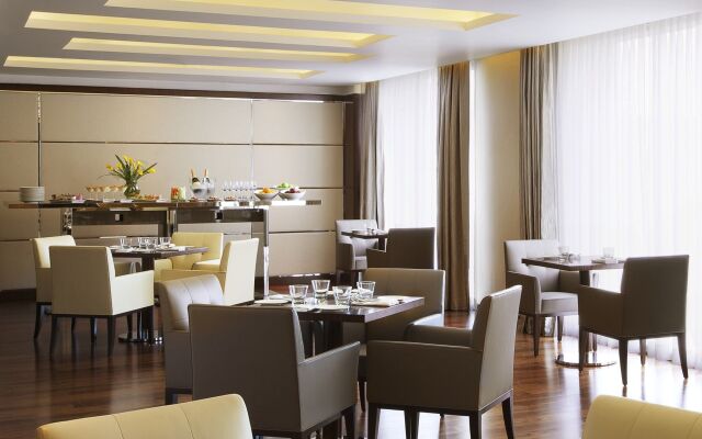 Courtyard Kochi Airport