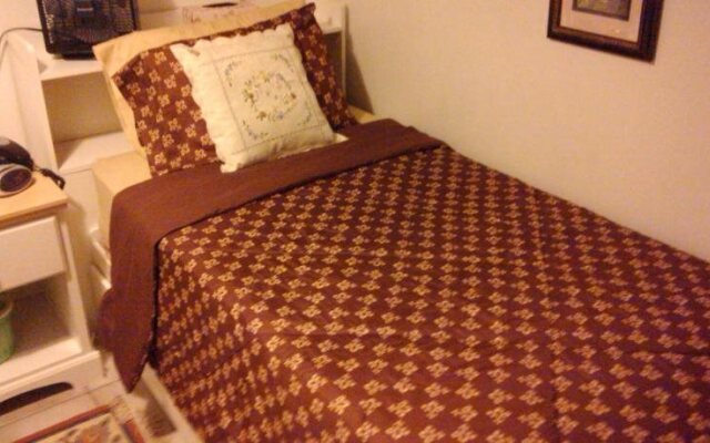 Exquisite Guesthouse  Suites