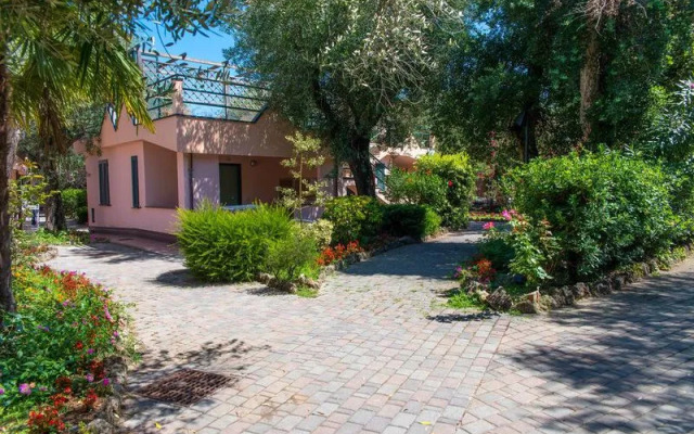 Villaggio Turistico Parco Pisacane