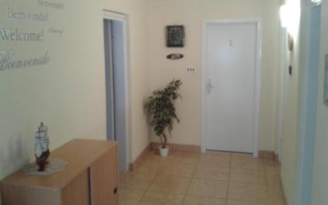 Apartmani Mira