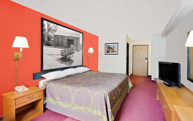 Super 8 by Wyndham Mound City