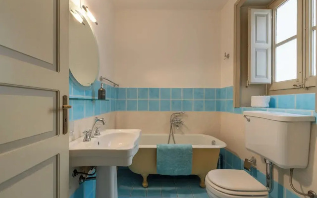 Amari Elegant Apartment