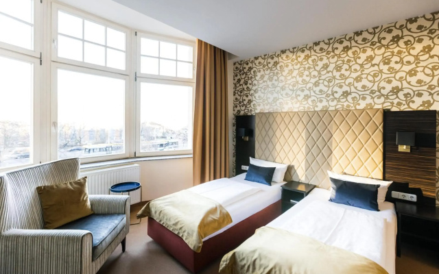 Hotel Royal International