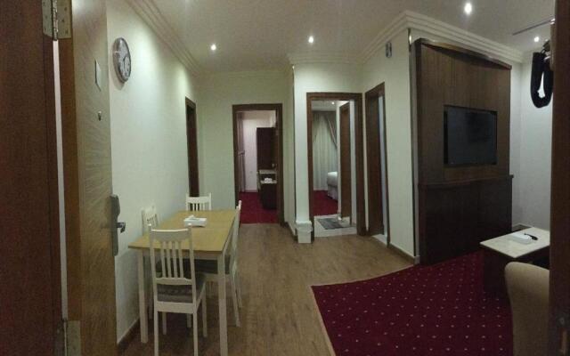 Hyatt Inn Suites