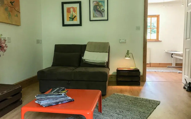Idyllic Cabin Style House in the Heart of Sussex