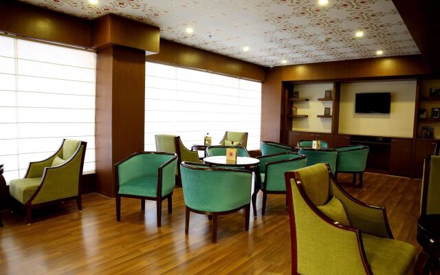 Golden Tulip Jaipur