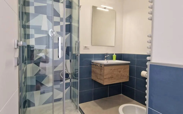 Villa in Lemon Grove With Sea Views & Sea Breeze