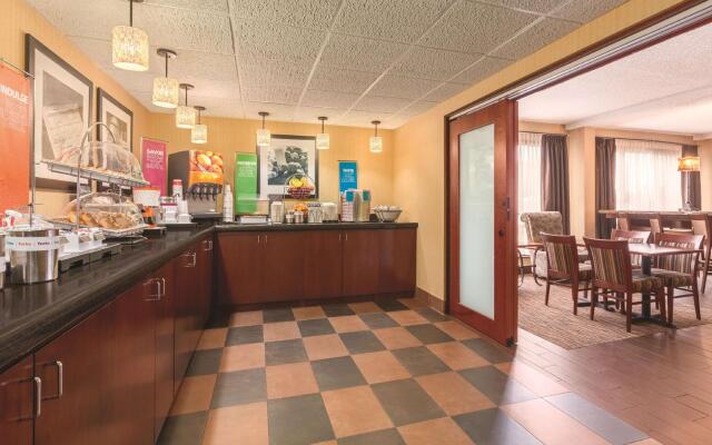 Hampton Inn Des Moines-Airport