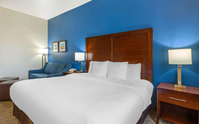 Comfort Inn & Suites Yuma I-8
