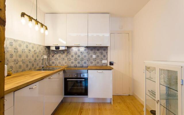 Brand new Bairro Alto old style apartment