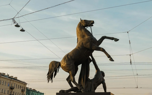 Buyart Apartments (Байарт Апартментс) на набережной реки Фонтанки