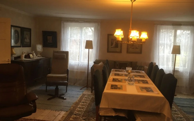 Brunnsta Gård