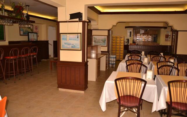 Huzuray Hotel