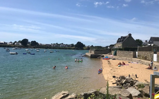 Charming Independent Apartment in Belz