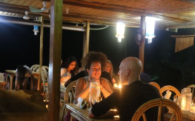 Paolyn Floating House Restaurant