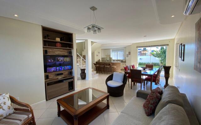 Casa 3 Suítes Jurere Internacional Florianópolis