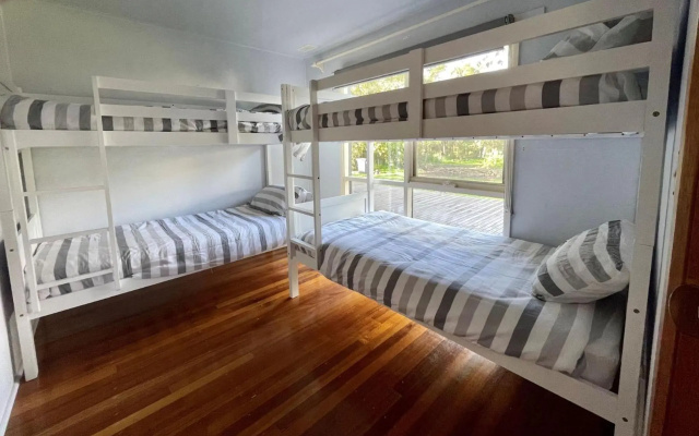 WISTERIA COTTAGE - Pet Friendly – Guest Rooms – Inverloch