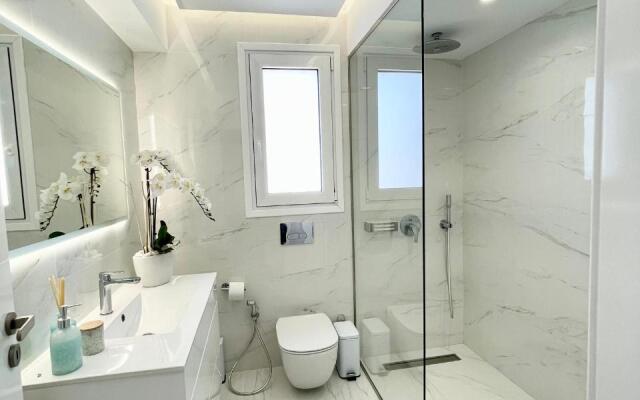 White House Kokas Luxury Apartments