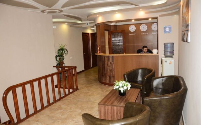 Prime Hotel & Hostel