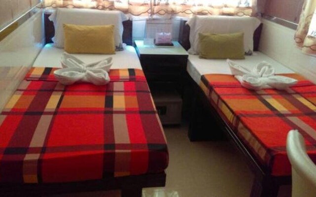 Standard Twin Room Ts