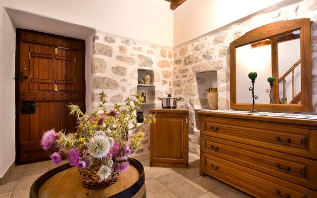 Arapakis Historic Castle