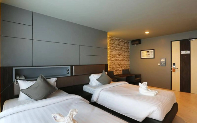 TR Rock Hill Hotel